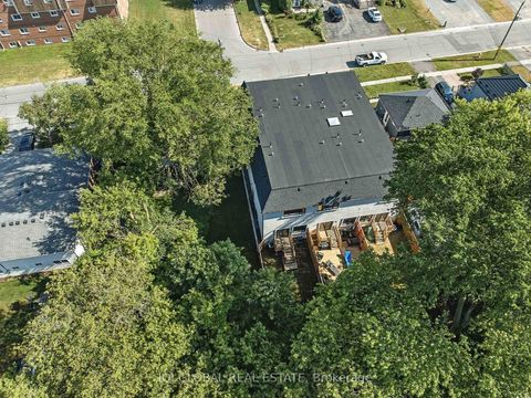 Photo 38 at 308 Anderson Avenue, McLaughlin, Oshawa