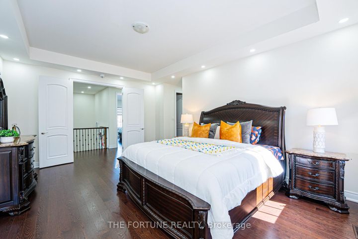 Photo 23 at 21 Lyle Way N, Northwest Brampton, Brampton