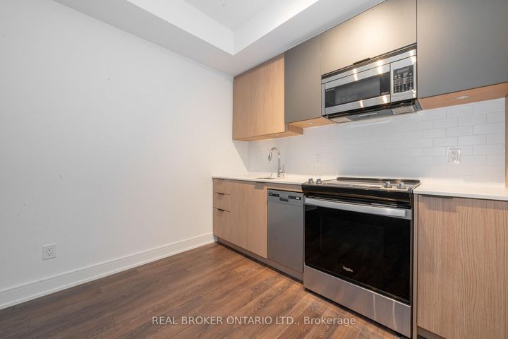 Photo 6 at 327 - 1350 Ellesmere Road, Bendale, Toronto