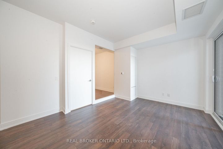 Photo 11 at 327 - 1350 Ellesmere Road, Bendale, Toronto