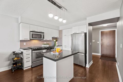 Photo 5 at 816 - 135 Village Green Square, Malvern West, Toronto