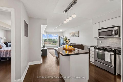 Photo 7 at 816 - 135 Village Green Square, Malvern West, Toronto