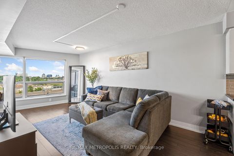 Photo 8 at 816 - 135 Village Green Square, Malvern West, Toronto