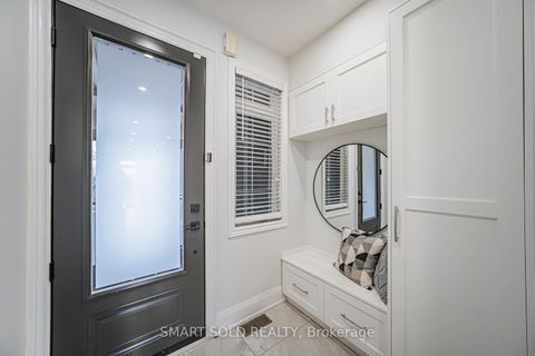 Photo 6 at 16 Gauguin Avenue, Patterson, Vaughan