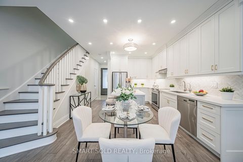 Photo 11 at 16 Gauguin Avenue, Patterson, Vaughan