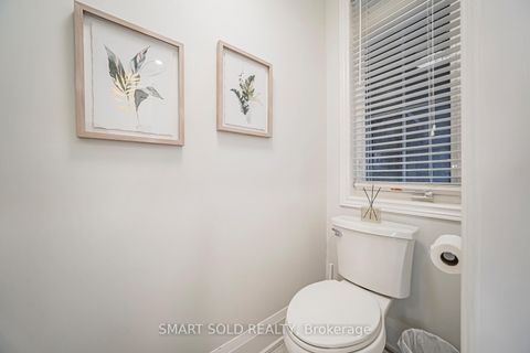 Photo 20 at 16 Gauguin Avenue, Patterson, Vaughan