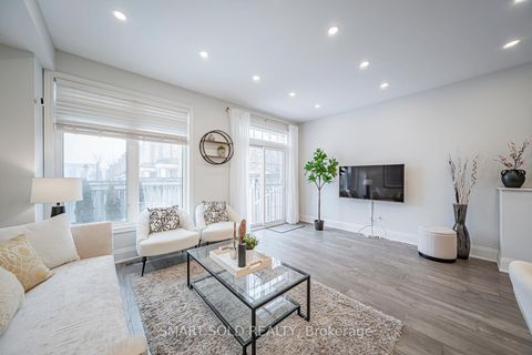 Photo 21 at 16 Gauguin Avenue, Patterson, Vaughan