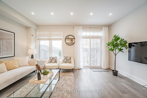 Photo 22 at 16 Gauguin Avenue, Patterson, Vaughan