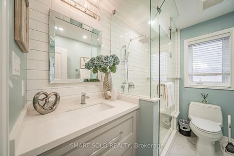 Photo 29 at 16 Gauguin Avenue, Patterson, Vaughan