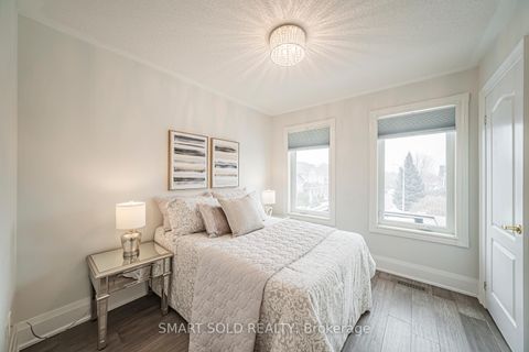 Photo 32 at 16 Gauguin Avenue, Patterson, Vaughan