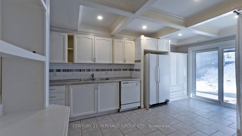 Photo 31 at 795 Greenfield Crescent, Leslie Valley, Newmarket