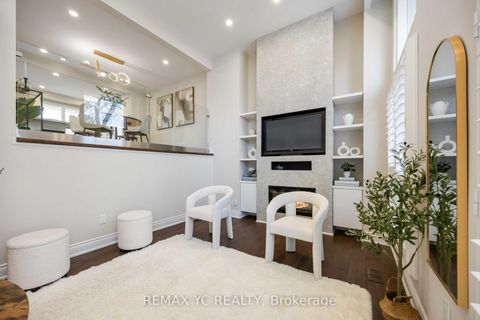 Photo 12 at 118 Tangle Briarway, Bayview Village, Toronto