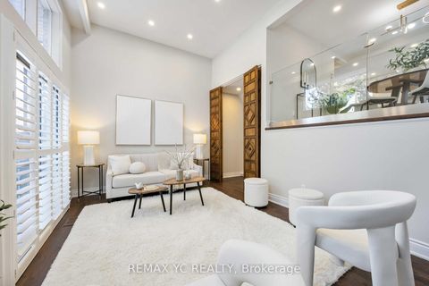 Photo 13 at 118 Tangle Briarway, Bayview Village, Toronto