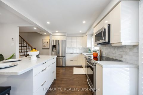 Photo 24 at 118 Tangle Briarway, Bayview Village, Toronto