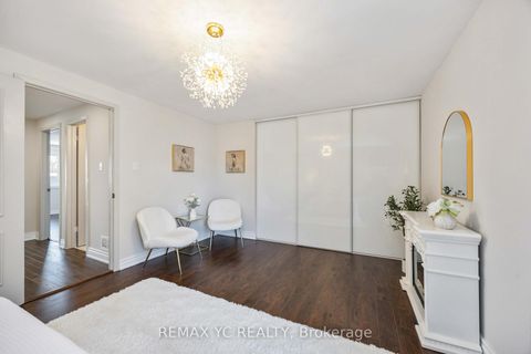 Photo 33 at 118 Tangle Briarway, Bayview Village, Toronto