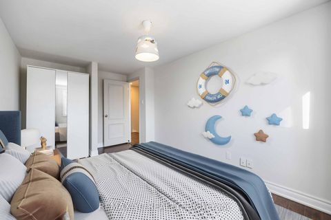 Photo 38 at 118 Tangle Briarway, Bayview Village, Toronto