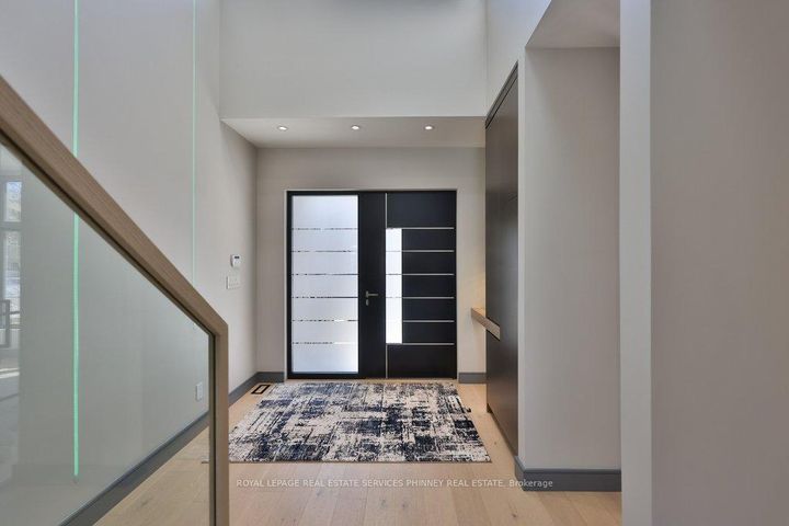 Photo 4 at 1617 Trotwood Avenue, Mineola, Mississauga