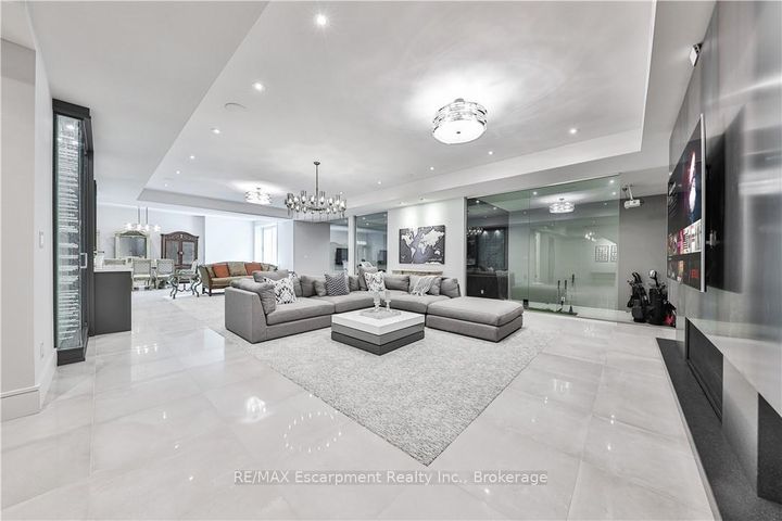 Photo 33 at 2250 Chancery Lane W, FD Ford, Oakville