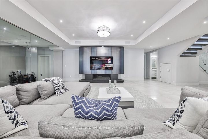 Photo 34 at 2250 Chancery Lane W, FD Ford, Oakville