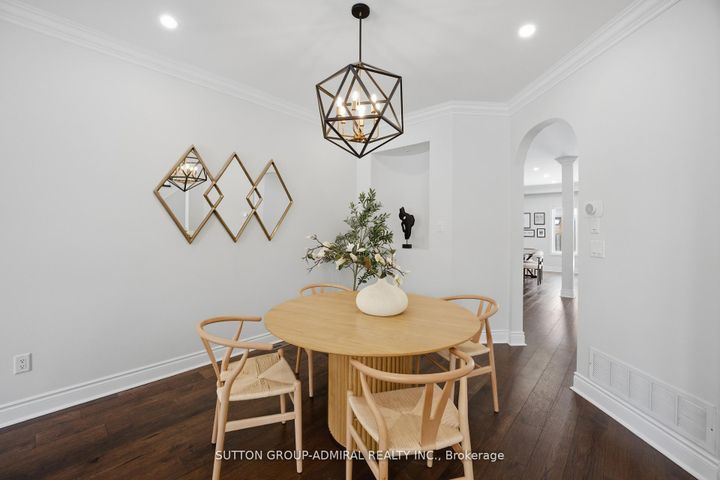 Photo 5 at 76 Cezanne Trail, Patterson, Vaughan