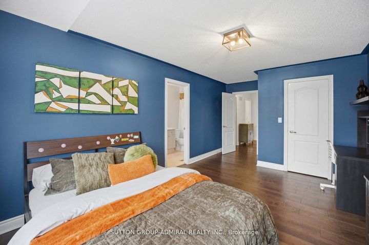 Photo 34 at 76 Cezanne Trail, Patterson, Vaughan