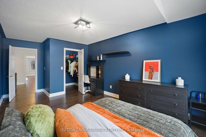 Photo 35 at 76 Cezanne Trail, Patterson, Vaughan