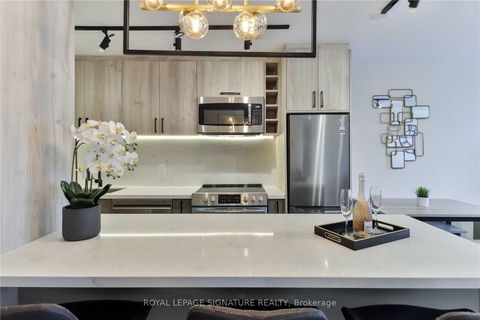 Photo 2 at 1504 - 914 Yonge Street, Annex, Toronto