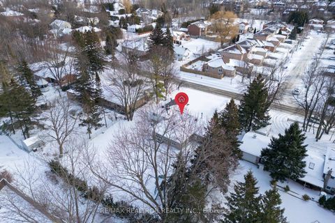 Photo 5 at 66 Lakeland Crescent, Oak Ridges Lake Wilcox, Richmond Hill