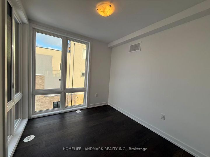 Photo 7 at 53 Jefferson Side Road, Jefferson, Richmond Hill