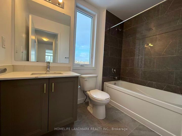 Photo 11 at 53 Jefferson Side Road, Jefferson, Richmond Hill