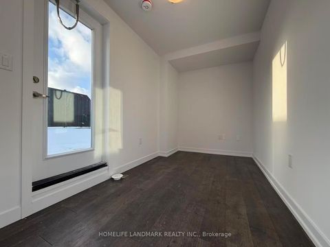 Photo 12 at 53 Jefferson Side Road, Jefferson, Richmond Hill