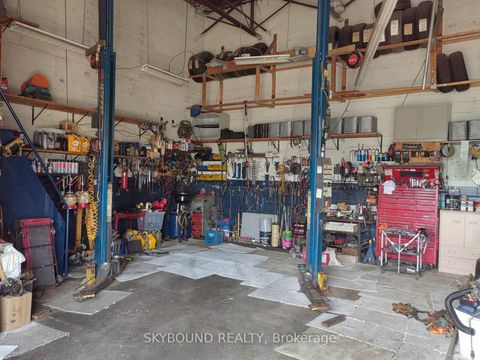 Photo 4 at 3 - 70 Lepage Court, York University Heights, Toronto