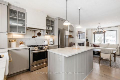 Photo 11 at 7845 YONGE Street, Stroud, Innisfil