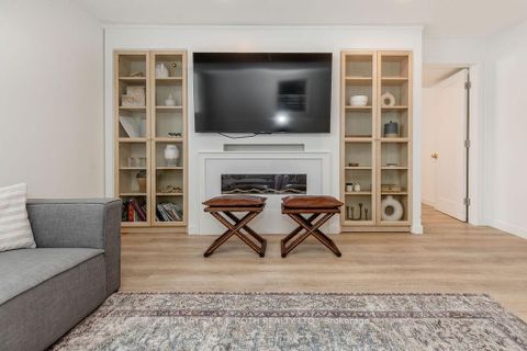 Photo 30 at 7845 YONGE Street, Stroud, Innisfil