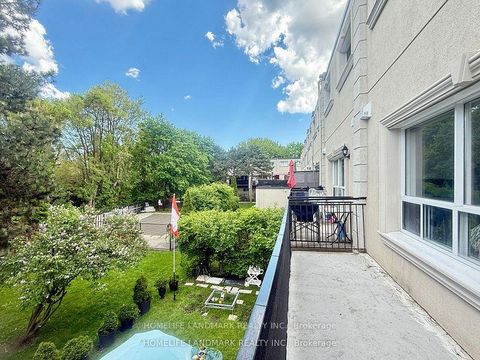 Photo 22 at 213 - 5879 Bathurst Street, Newtonbrook West, Toronto