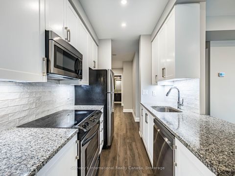 Photo 7 at 407 - 83 Redpath Avenue, Mount Pleasant West, Toronto