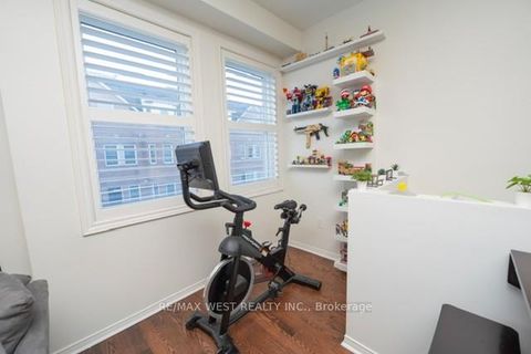 Photo 8 at 59 - 760 Lawrence Avenue W, Glen Park, Toronto