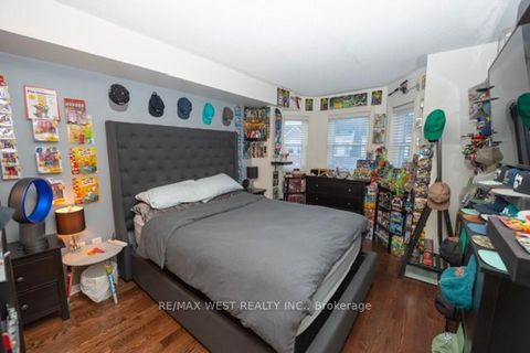 Photo 12 at 59 - 760 Lawrence Avenue W, Glen Park, Toronto