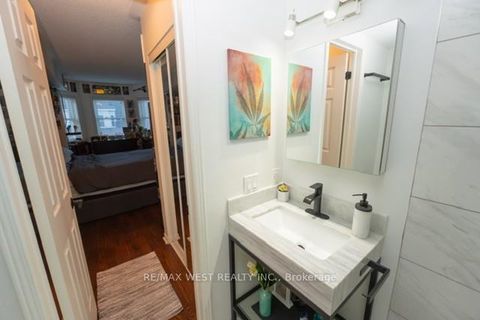 Photo 18 at 59 - 760 Lawrence Avenue W, Glen Park, Toronto