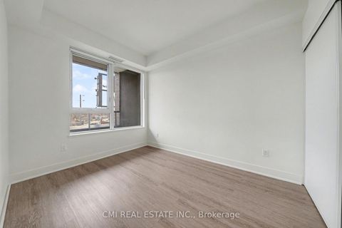 Photo 13 at 311 - 185 Deerfield Road N, Central Newmarket, Newmarket