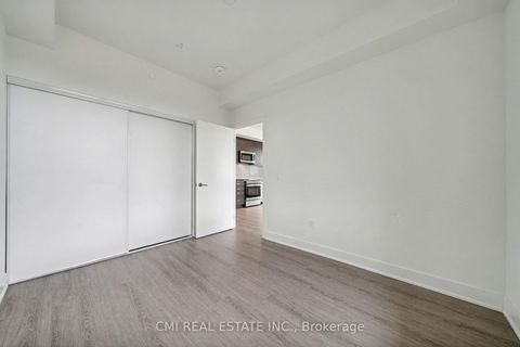 Photo 14 at 311 - 185 Deerfield Road N, Central Newmarket, Newmarket