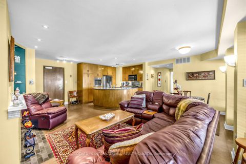 Photo 6 at 202 - 8 Hawthorn Avenue, Moore Park, Toronto