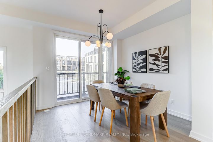 Photo 1 at 31 Bancroft Lane, Jefferson, Richmond Hill