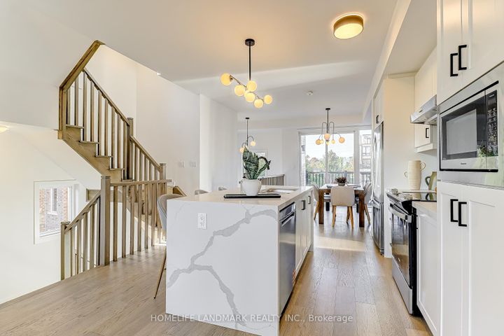 Photo 3 at 31 Bancroft Lane, Jefferson, Richmond Hill