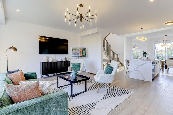 Photo 5 at 31 Bancroft Lane, Jefferson, Richmond Hill