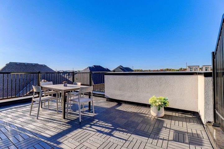 Photo 23 at 31 Bancroft Lane, Jefferson, Richmond Hill