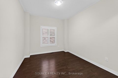 Photo 7 at 355 Danny Wheeler Boulevard, Keswick North, Georgina