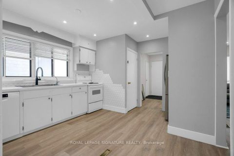Photo 11 at 184 Hendon Avenue, Newtonbrook West, Toronto