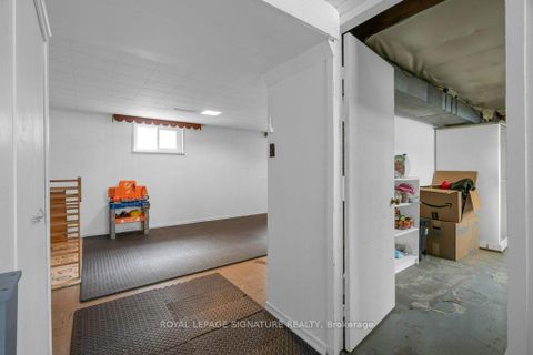 Photo 35 at 184 Hendon Avenue, Newtonbrook West, Toronto