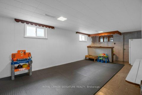 Photo 37 at 184 Hendon Avenue, Newtonbrook West, Toronto